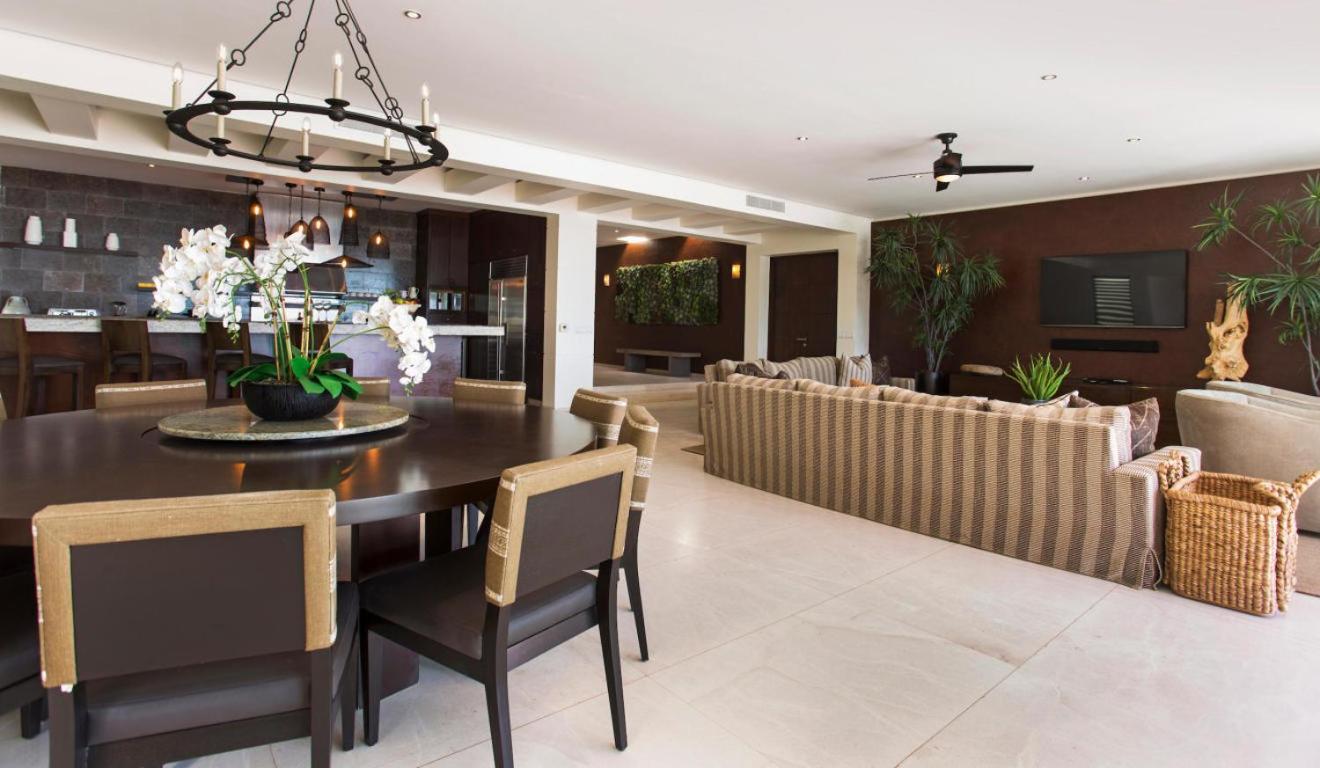 Ultra Exclusive Beachfront Villa Just Steps From The Sand With Butler Included San José del Cabo 外观 照片