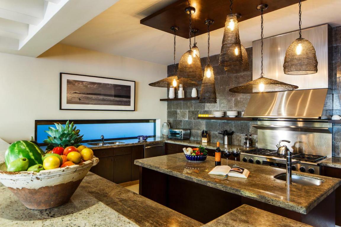 Ultra Exclusive Beachfront Villa Just Steps From The Sand With Butler Included San José del Cabo 外观 照片