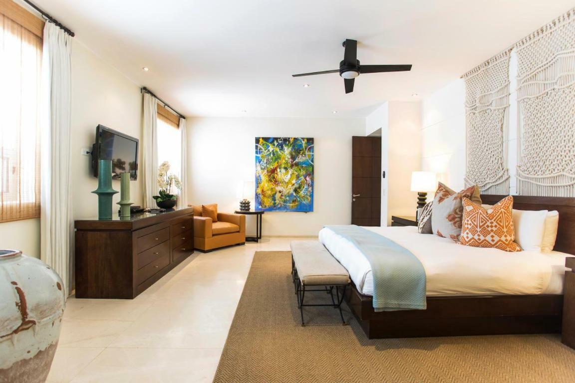 Ultra Exclusive Beachfront Villa Just Steps From The Sand With Butler Included San José del Cabo 外观 照片